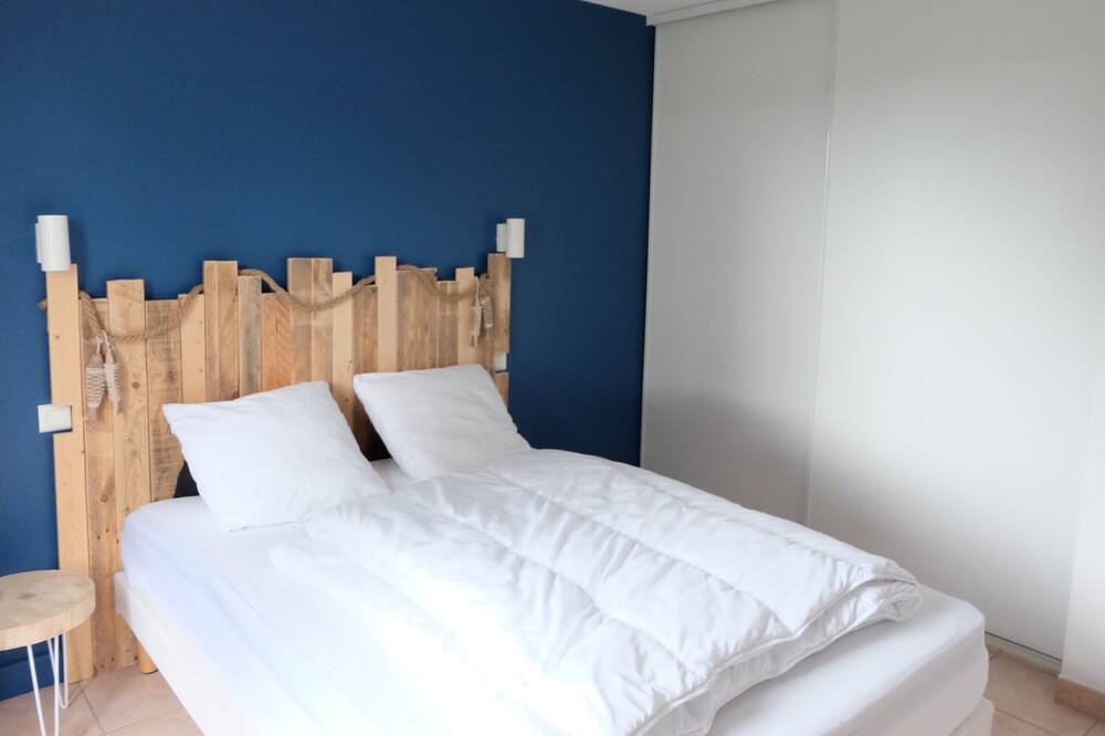 Photo of Bedroom in Talmont-Saint-Hilaire