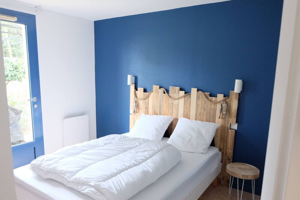 Photo of Bedroom in Talmont-Saint-Hilaire