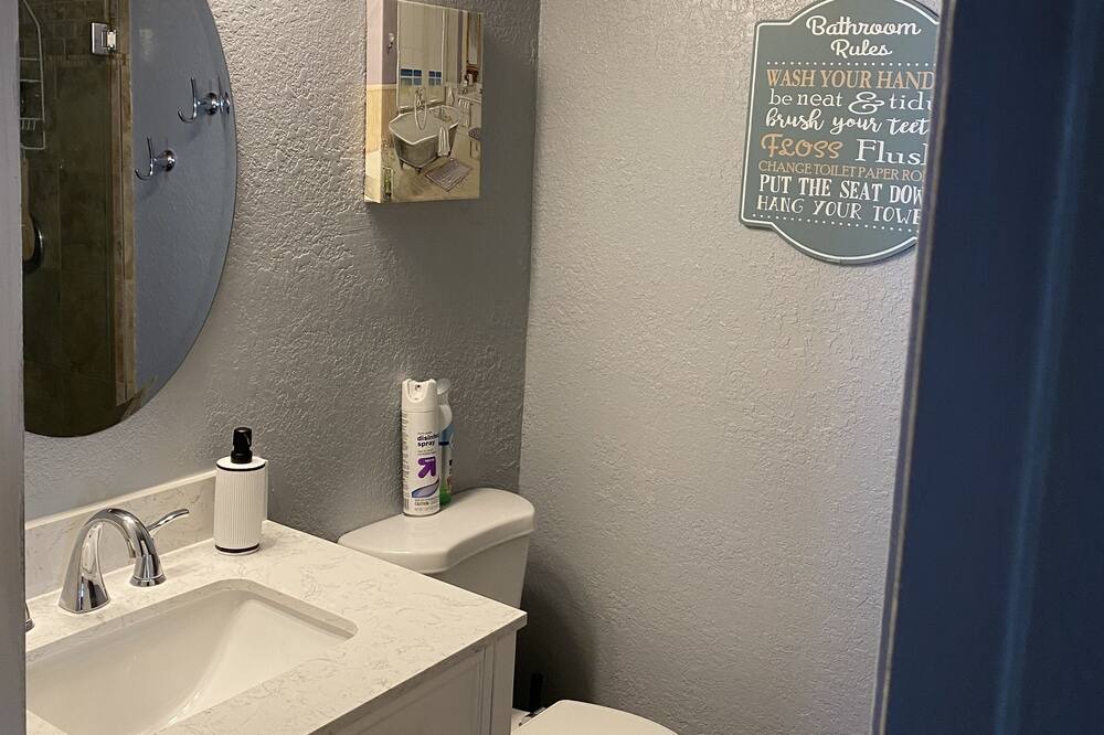 Photo of Bathroom in Mira Loma