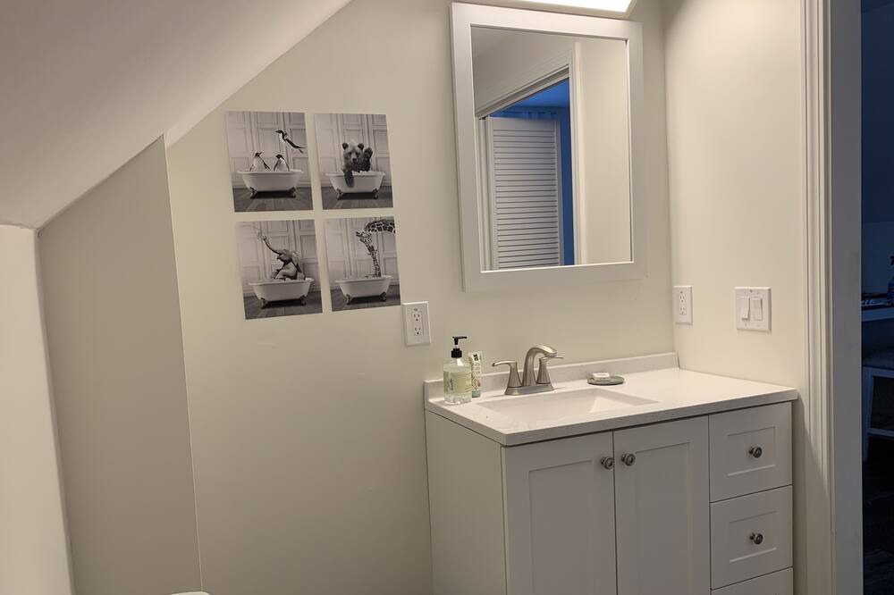 Photo of Bathroom in Southern Coast