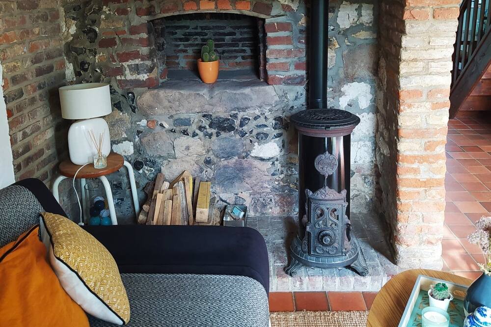 Photo of Others in Attin