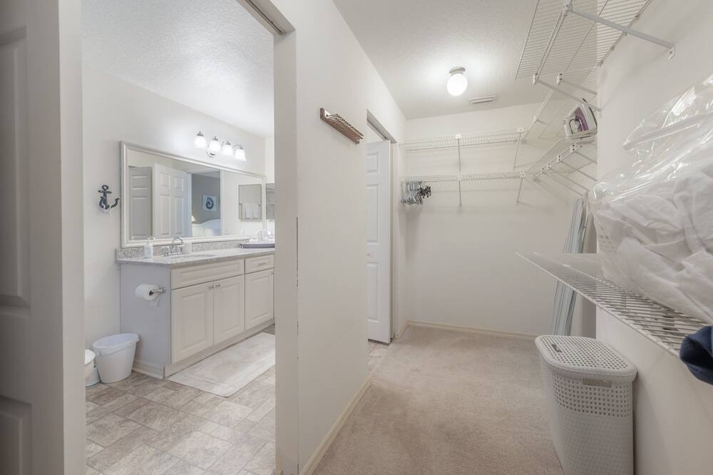 Photo of Bathroom in Beach Park