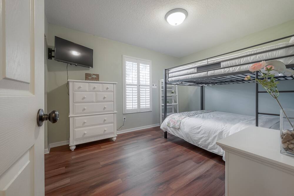 Photo of Bedroom in Beach Park