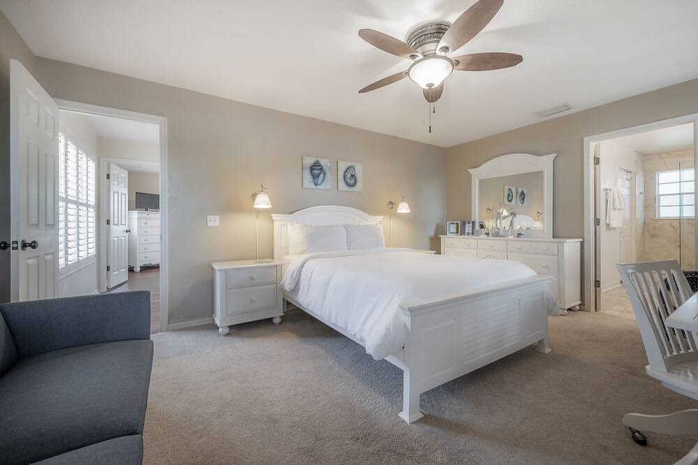 Photo of Bedroom in Beach Park