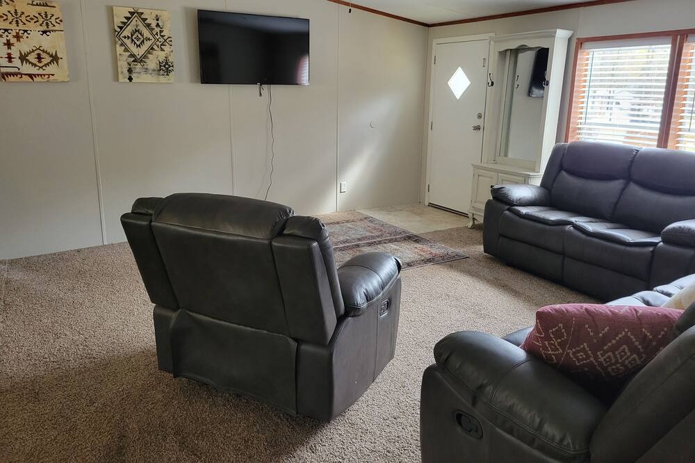 Photo of Livingroom in Chandler