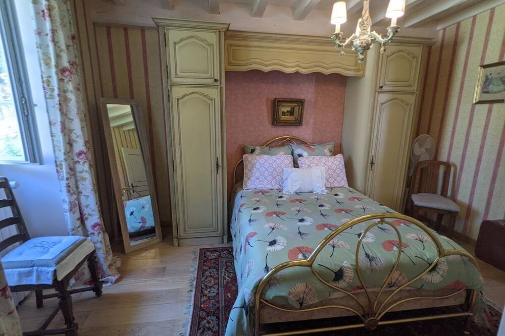 Photo of Bedroom in Nueil-sur-Layon