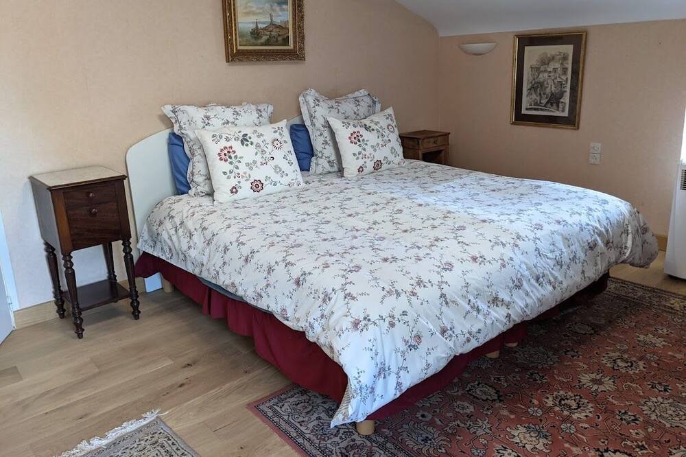 Photo of Bedroom in Nueil-sur-Layon