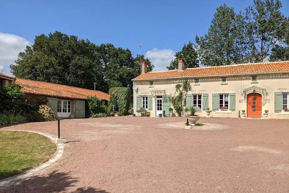 Photo of Outdoor in Nueil-sur-Layon