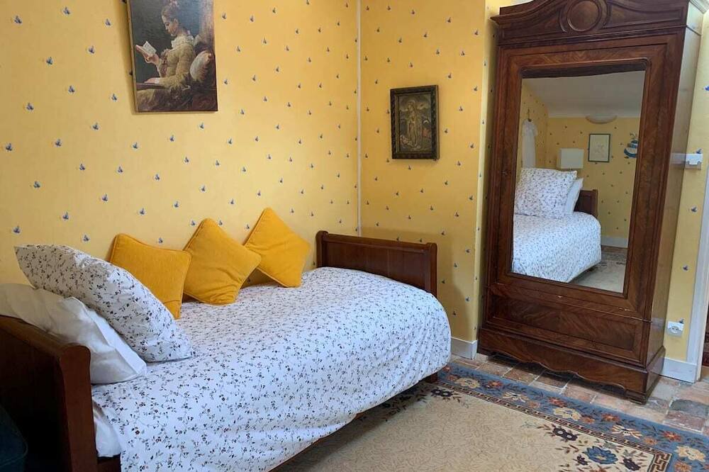 Photo of Bedroom in Nueil-sur-Layon