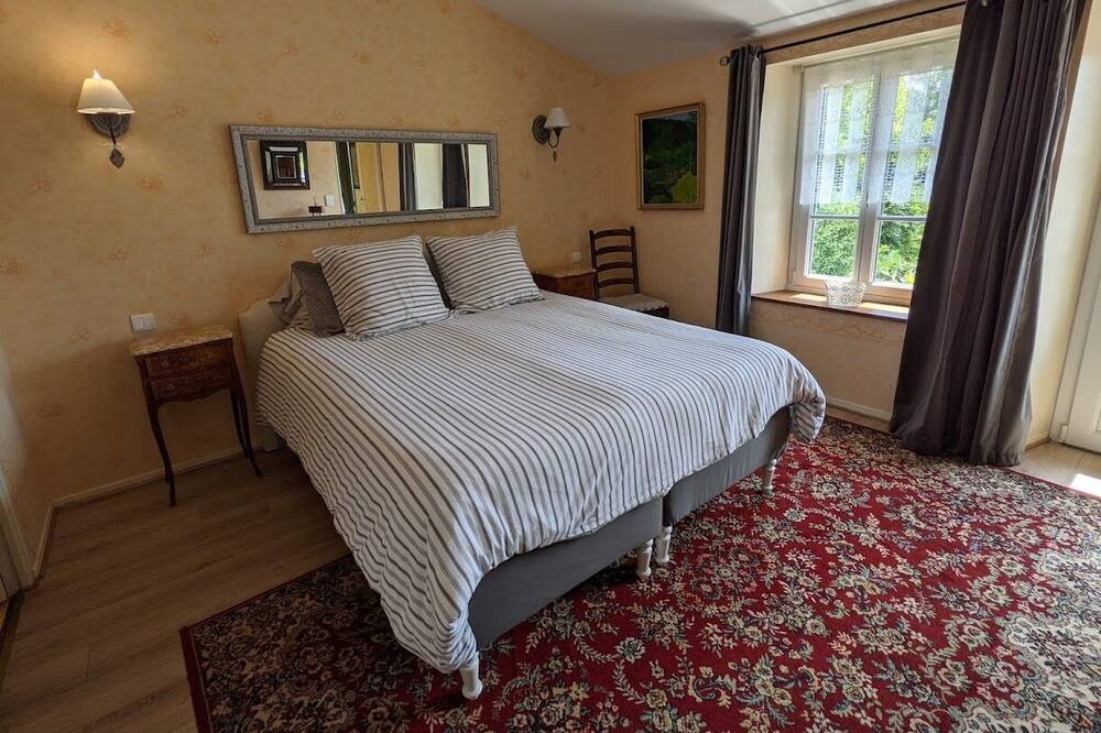 Photo of Bedroom in Nueil-sur-Layon