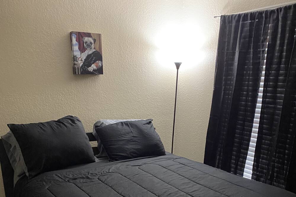 Photo of Bedroom in Mesquite