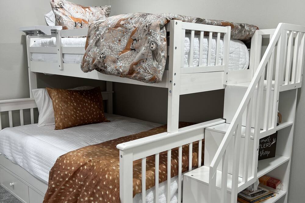 Photo of Bedroom in Lago Vista