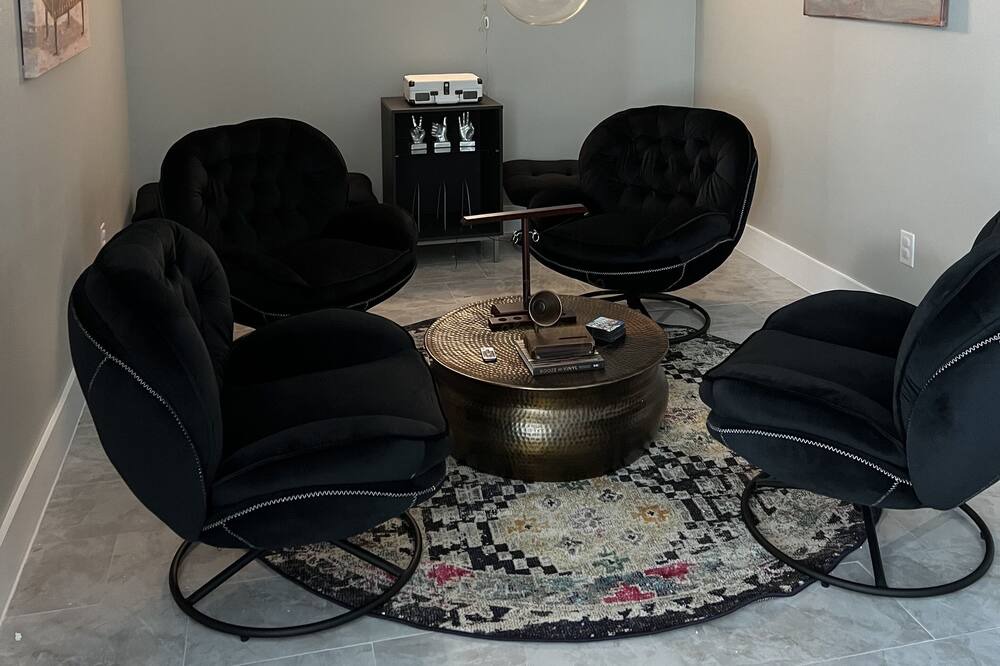 Photo of Livingroom in Lago Vista