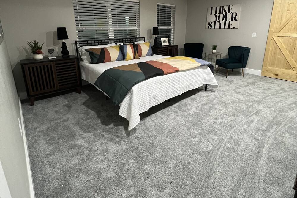 Photo of Bedroom in Lago Vista