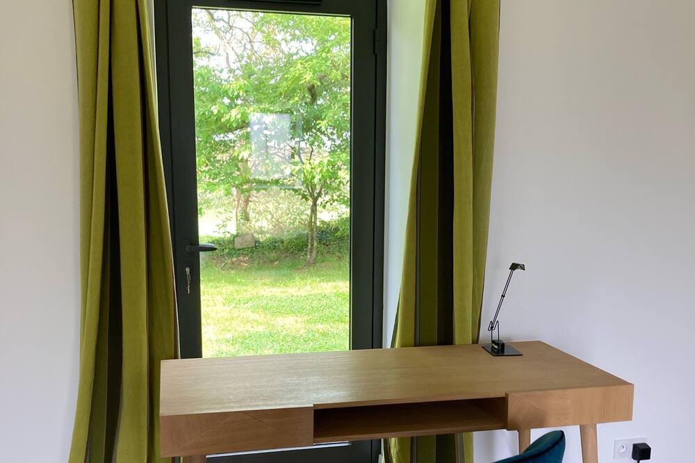 Photo of Bedroom in Merlevenez