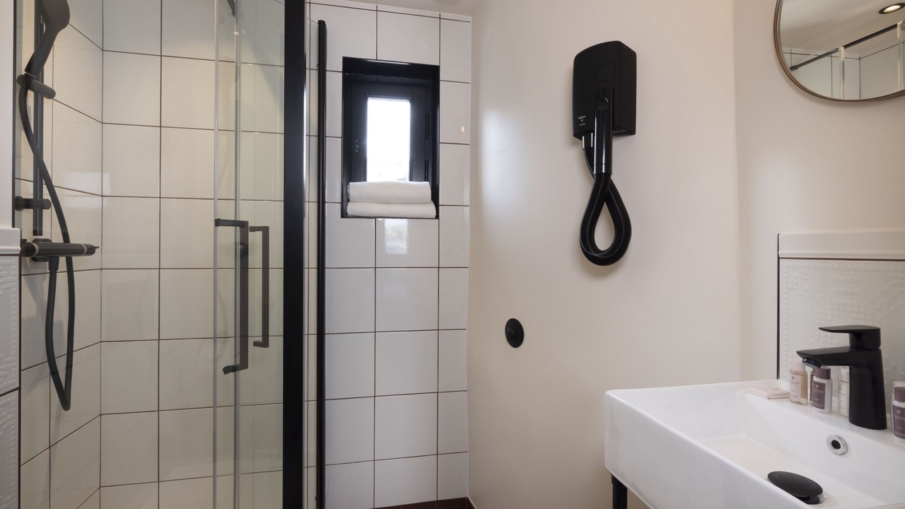 Photo of Bathroom in Quartier de la Porte-Saint-Denis