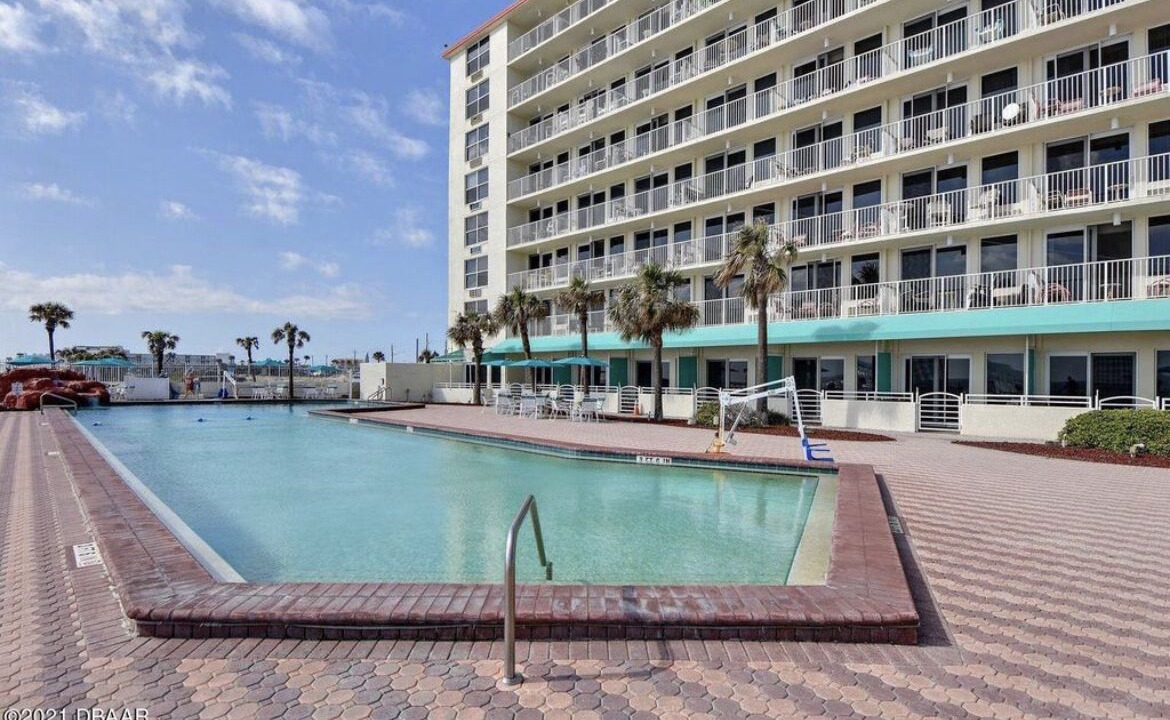 Photo of Outdoor in Lenox Park