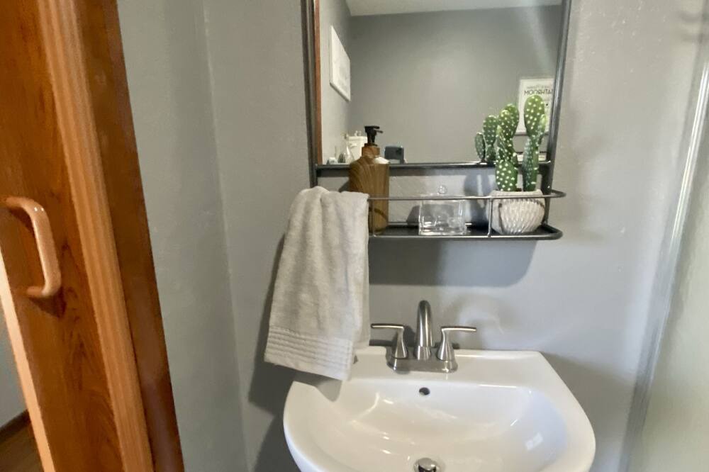 Photo of Bathroom in Tecumseh