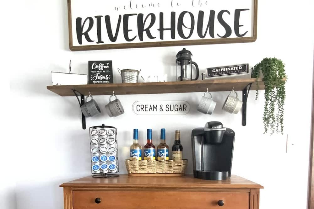 Photo of Bedroom in Tecumseh