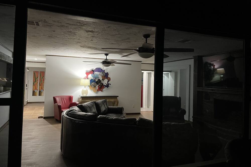 Photo of Livingroom in Eufaula