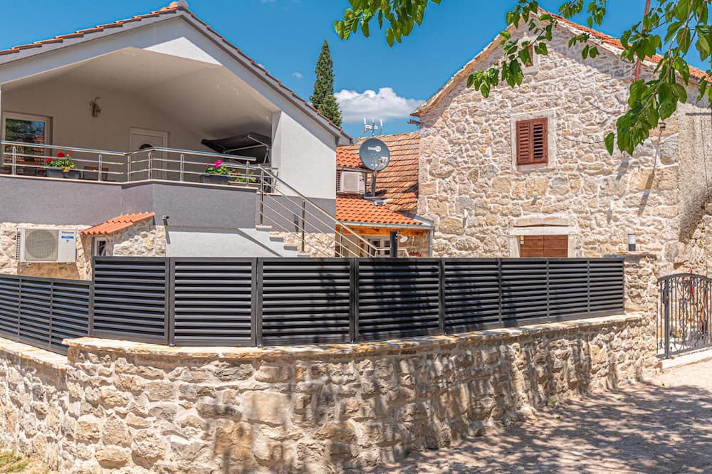 Photo of Outdoor in Bribir