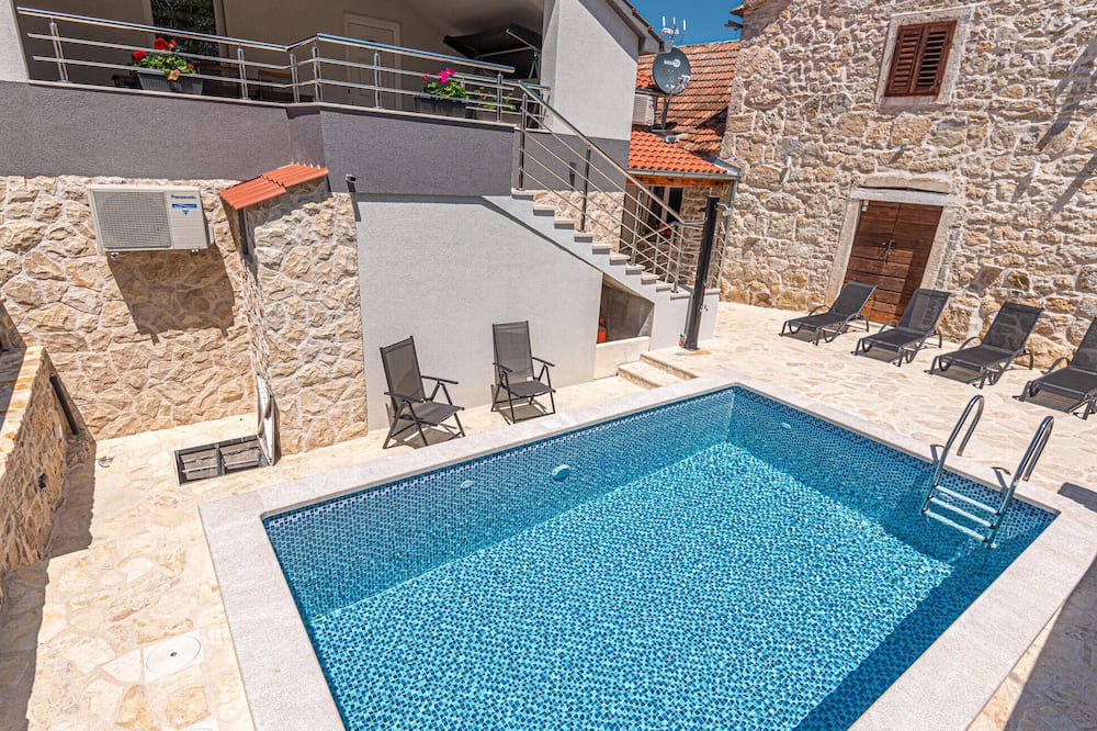 Photo of Outdoor in Bribir