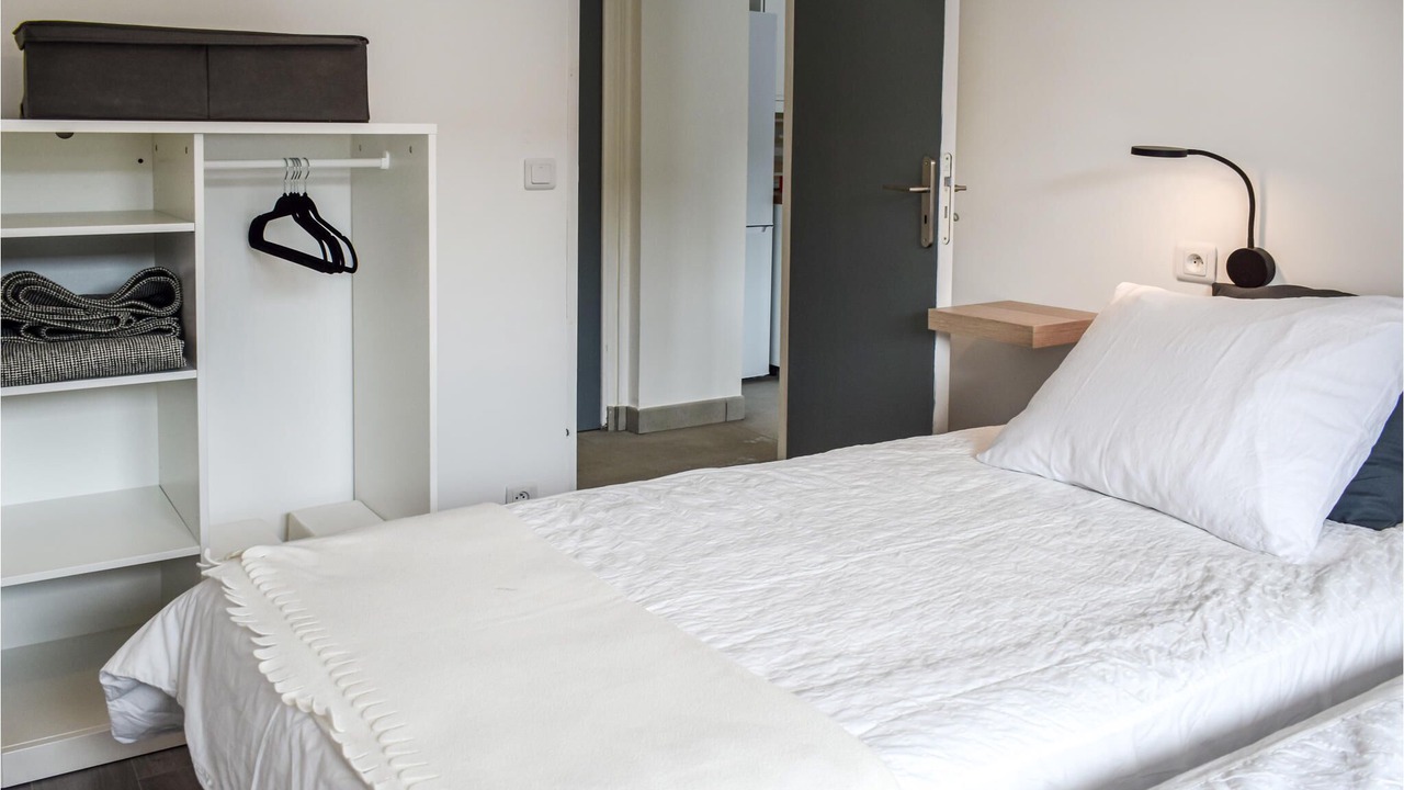 Photo of Bedroom in La Chapelle-sur-Loire