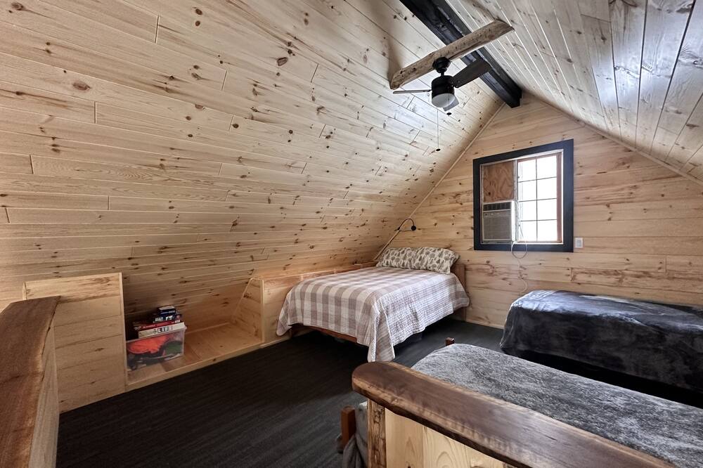 Photo of Bedroom in Reed City