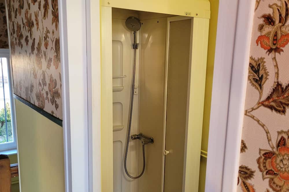 Photo of Bathroom in Chabanais