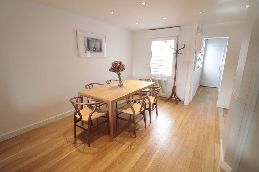 Photo of Livingroom in Epernay