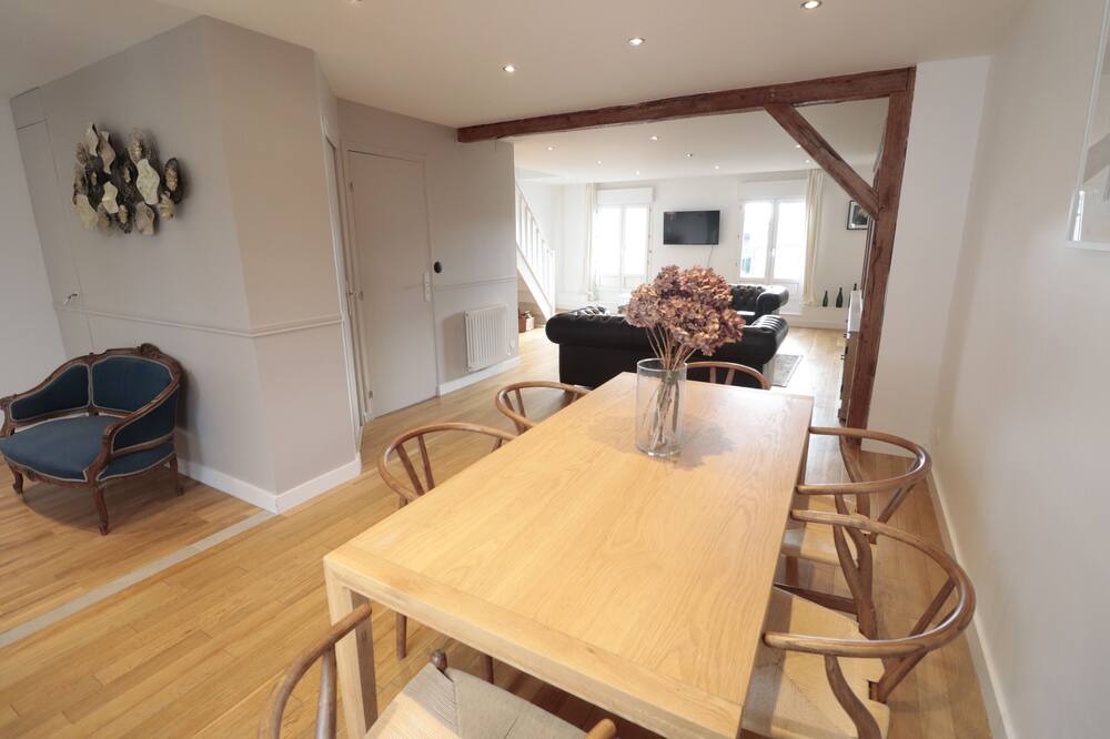 Photo of Livingroom in Epernay