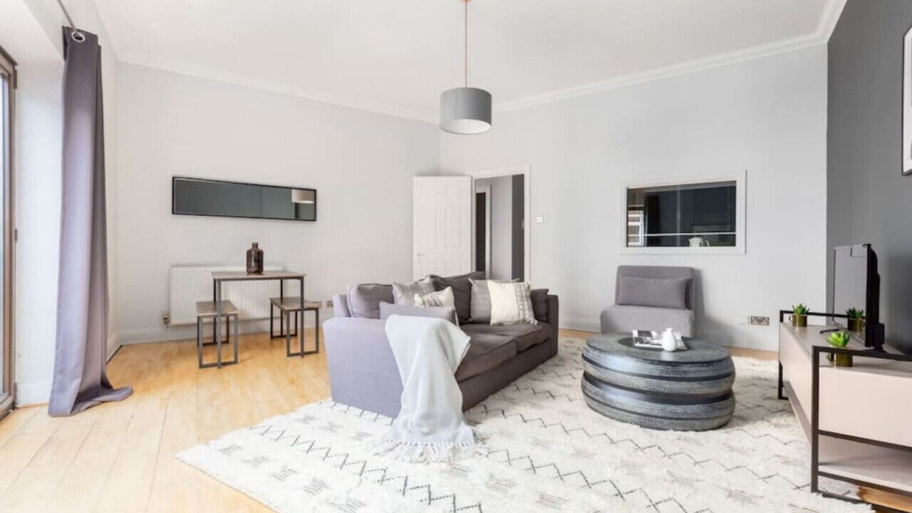 Photo of Others in Barbican