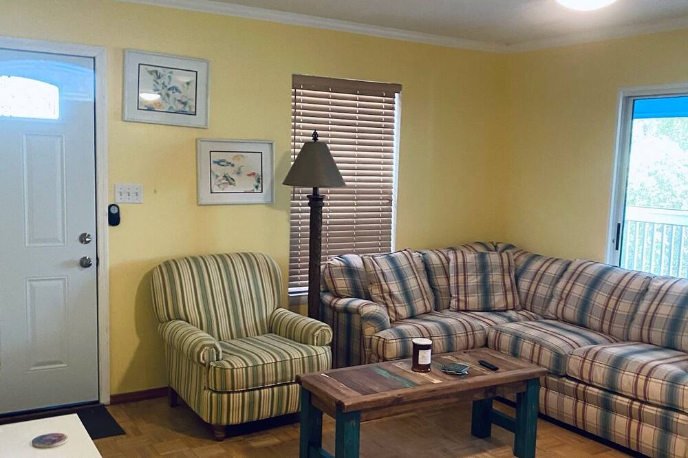 Photo of Livingroom in Alligator Point