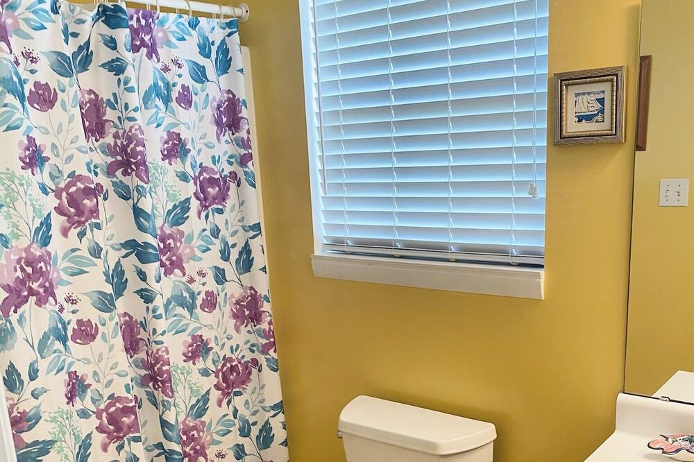 Photo of Bedroom in Alligator Point