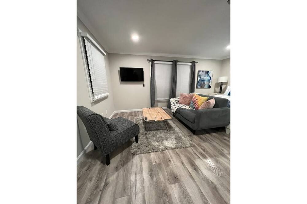 Photo of Bedroom in Creedmoor