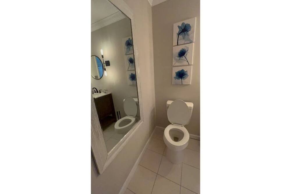 Photo of Bathroom in Creedmoor
