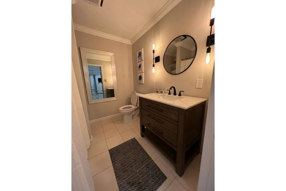 Photo of Bathroom in Creedmoor