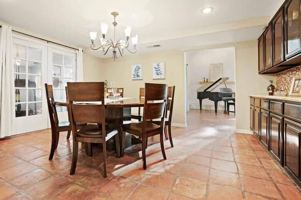 Photo of Kitchen in El Paso