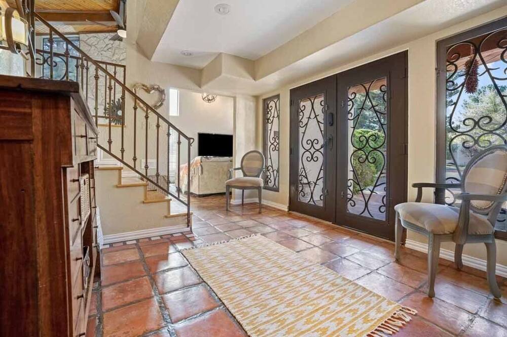 Photo of Livingroom in El Paso