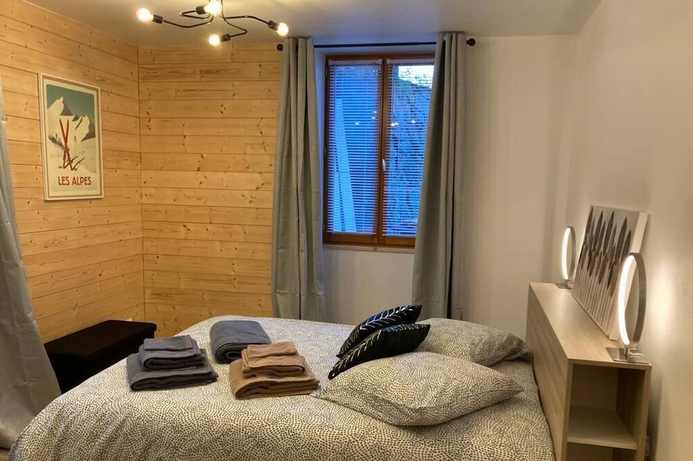 Photo of Bedroom in Passy