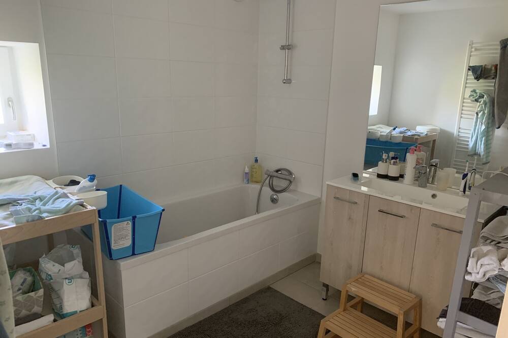 Photo of Bathroom in Plouer-sur-Rance