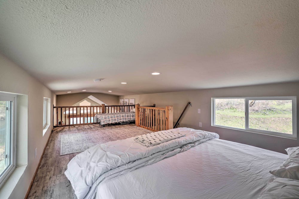 Photo of Others in Canyonville