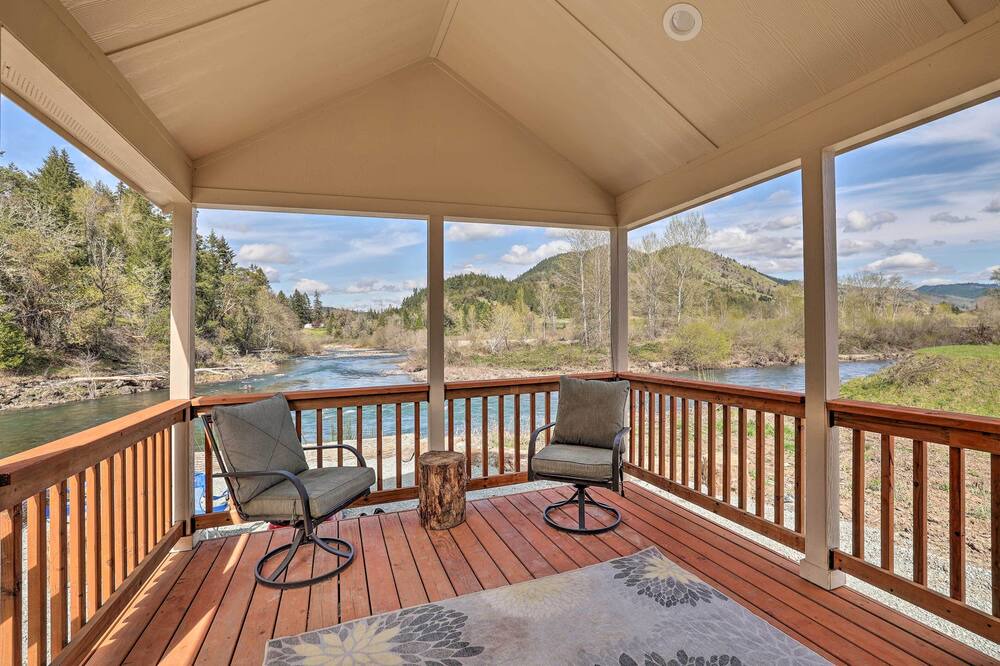 Photo of Outdoor in Canyonville