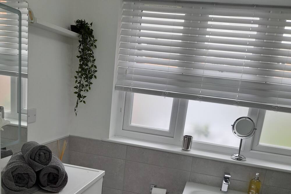 Photo of Bathroom in Catshill
