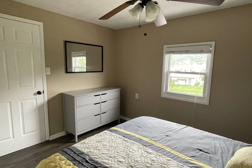 Photo of Bedroom in Bromley