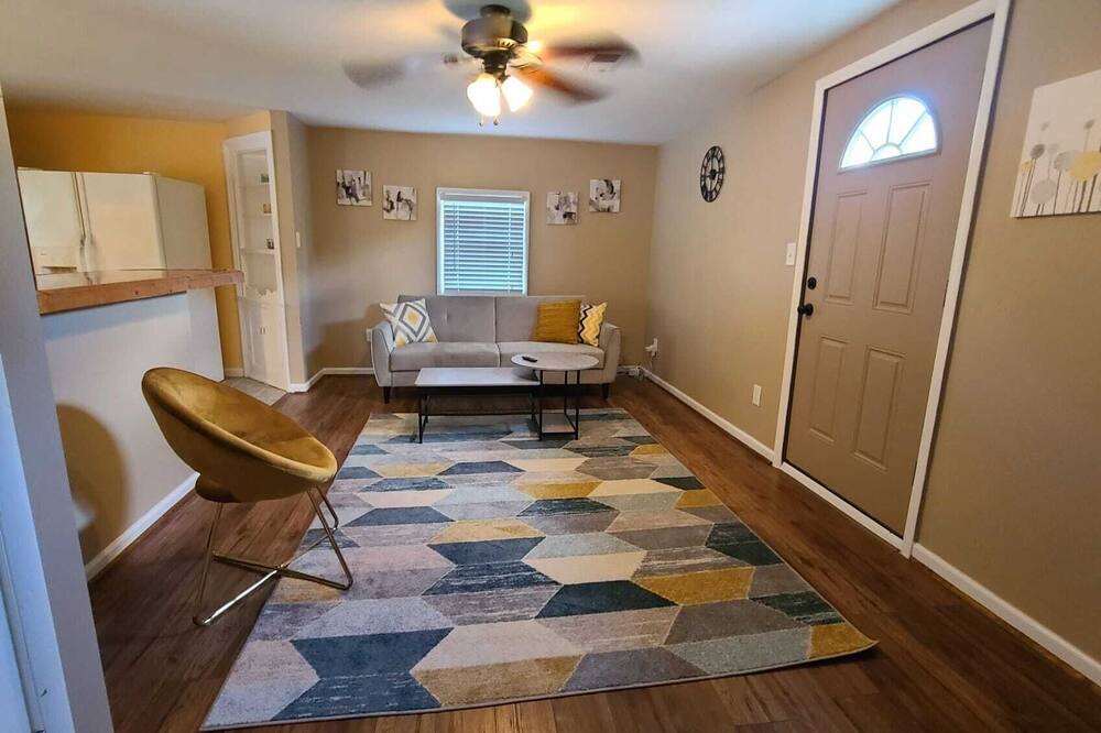 Photo of Livingroom in Bromley