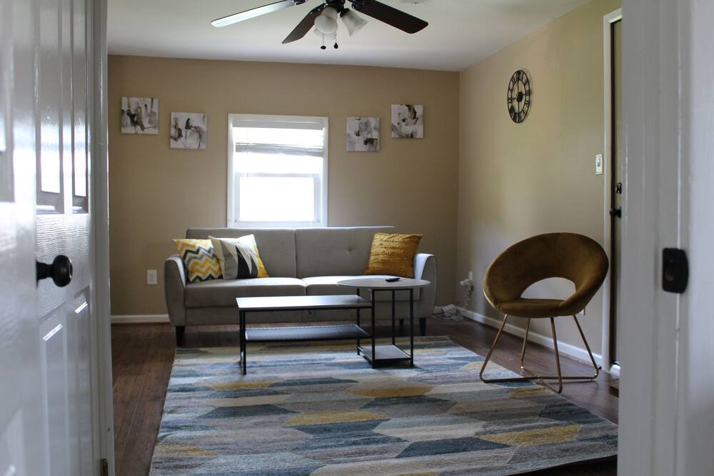 Photo of Livingroom in Bromley