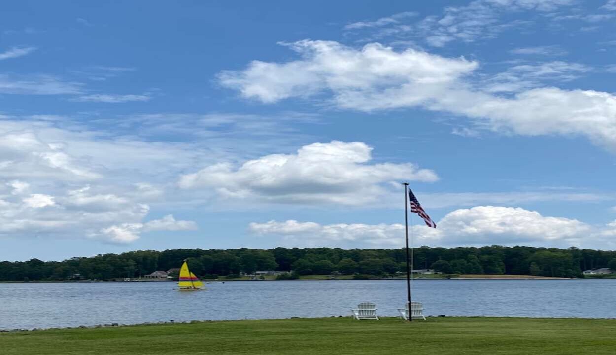 Photo of Others in Dutton