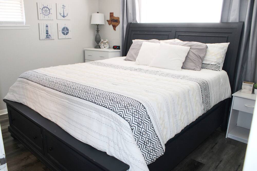 Photo of Bedroom in Cape Royale