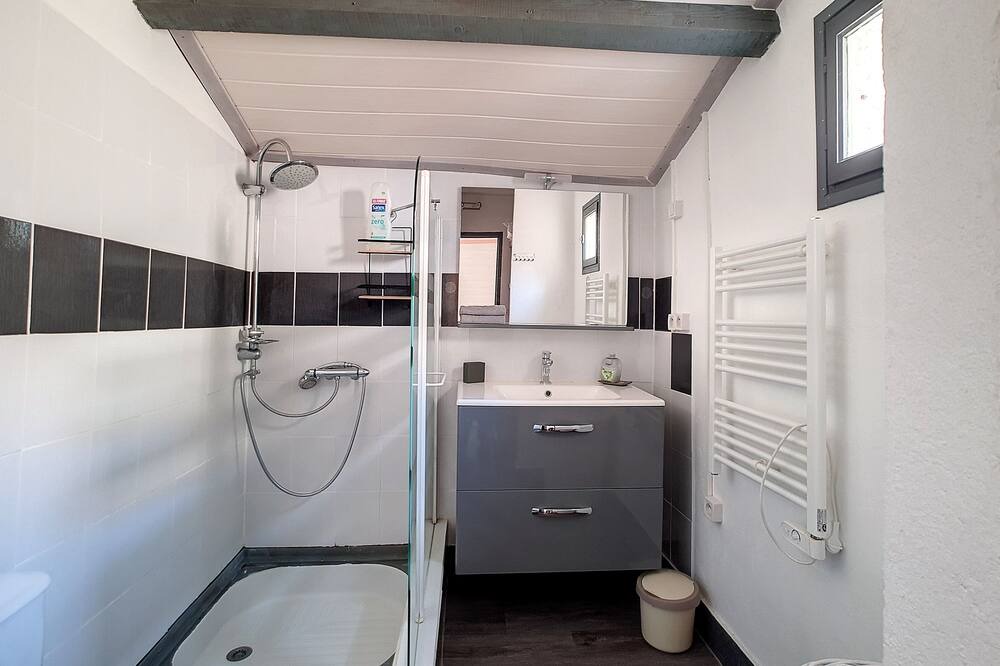Photo of Bathroom in Fitou